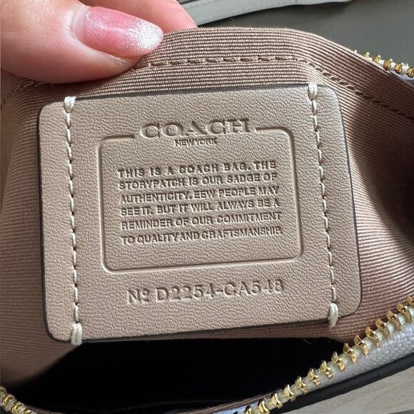 Coach Teri Shoulder Bag In Signature Canvas CA548 - Picture 8 of 8